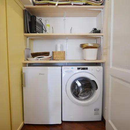Max Apartment