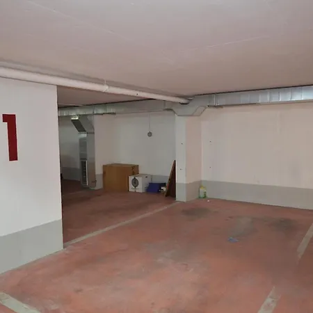 Max Apartment