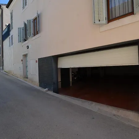 Max Apartament *